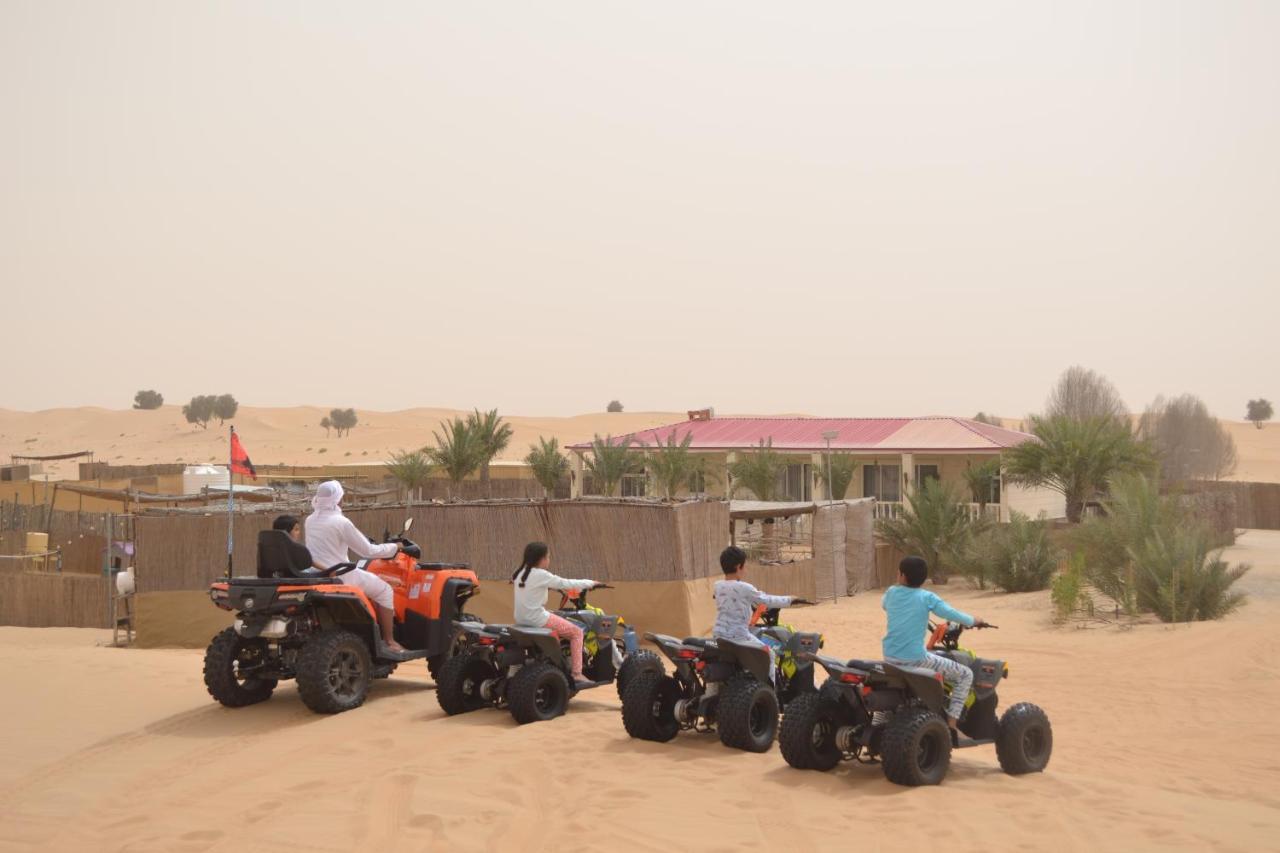 Farm Lebanon Pension Abu Dhabi Buitenkant foto