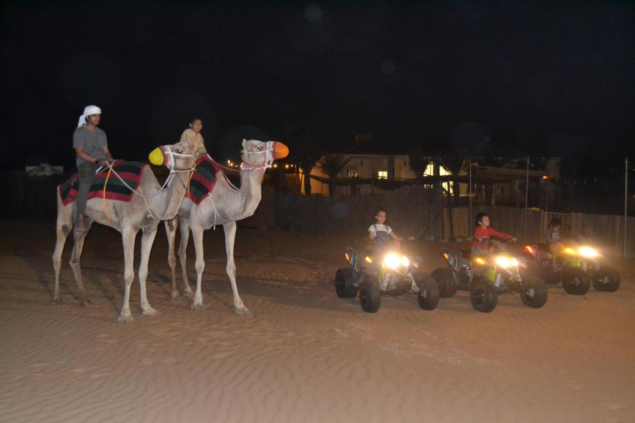 Farm Lebanon Pension Abu Dhabi Buitenkant foto