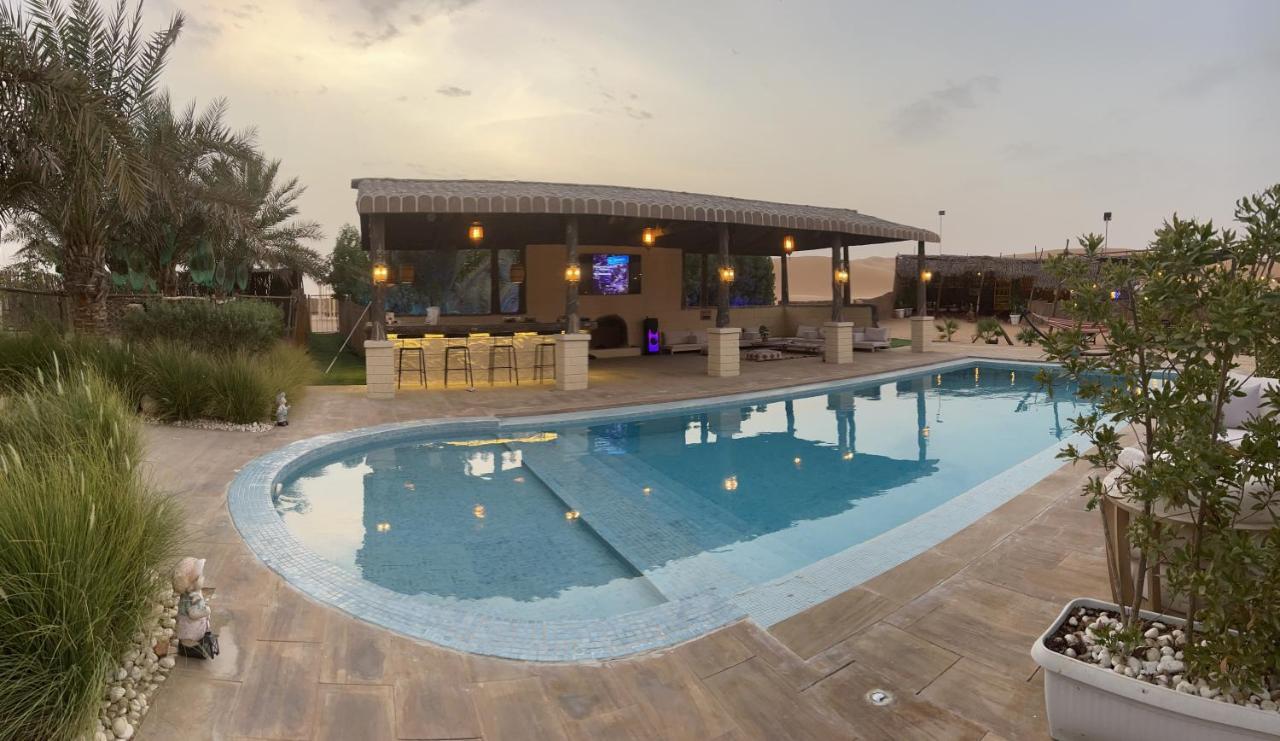 Farm Lebanon Pension Abu Dhabi Buitenkant foto